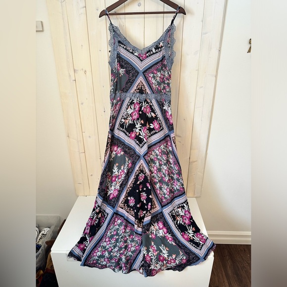 Free People Stevie Maxi Dress Size M Boho Lace Flowy Floral Mixed Media Light - Picture 6 of 7